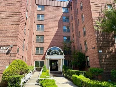 3105 Avenue V APT 6G
