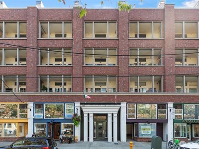 526 1st Avenue S #420