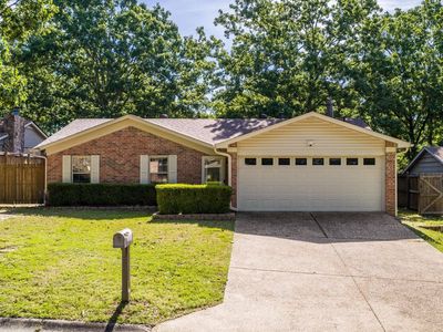 9100 Peach Tree Ln