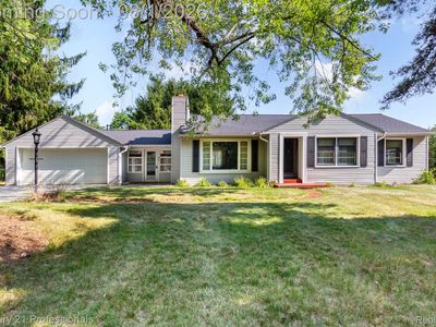 1365 E Buell Rd