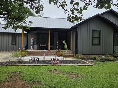 216 Maple Valley Cir