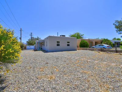 500 Valverde Dr SE