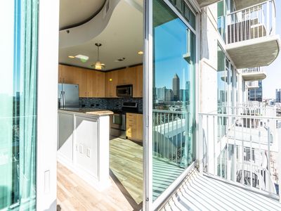 361 17th St Unit 1309