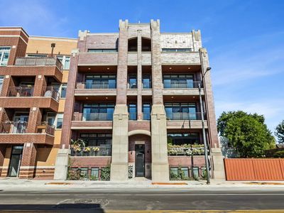 5061 N Lincoln Ave UNIT 201