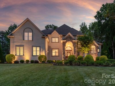102 Finch Loop