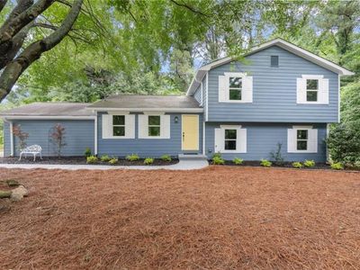 381 Plantation Blvd