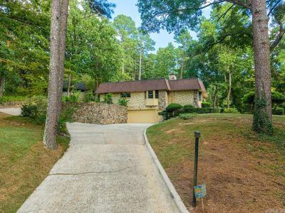 200 Scottwood St