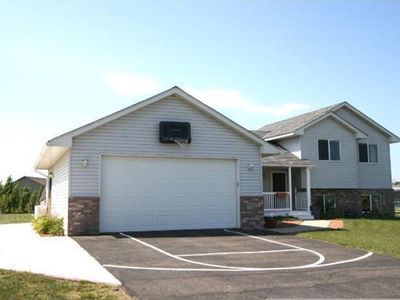 Property at 945 Kelsey Ave, Clearwater, MN