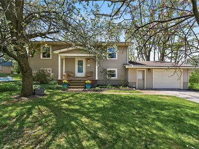 Property at 14 Page Pl, Bloomfield, NY