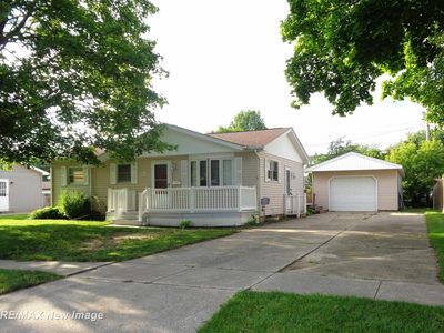 922 Fleetwood Dr