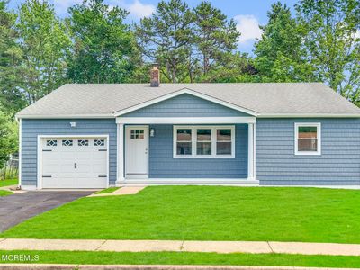 103 Edgewater Court