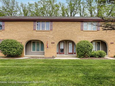 1374 Lakeside Dr
