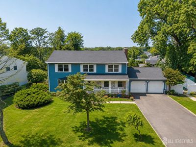 3272 Evergreen Ln