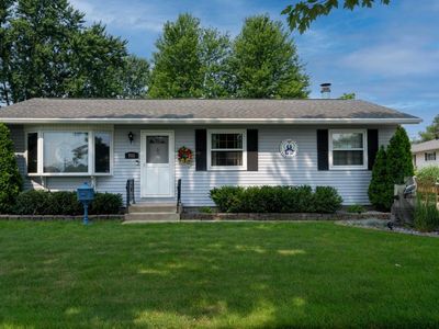 711 East AVENUE NORTH North