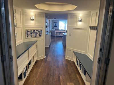 2151 Bridge View Ct. #3-704