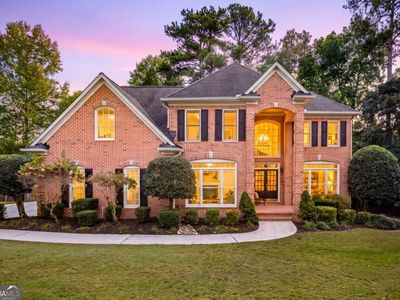 720 Vinings Estates Dr SE
