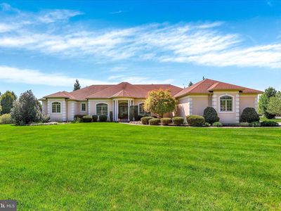 221 Hickory Ln