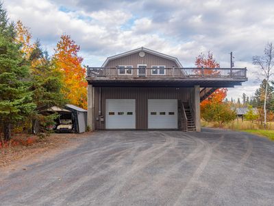 100 Lake Shore Road