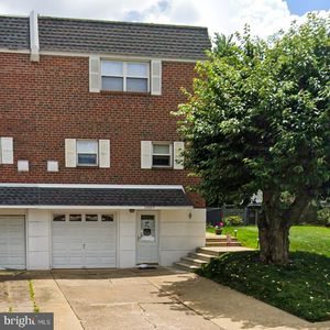 10925 Lockart Rd