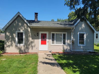 Property at 810 Southside Ave, Lakemoor, IL