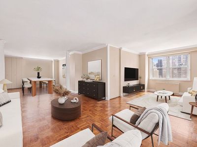 300 E 40th St APT 22J
