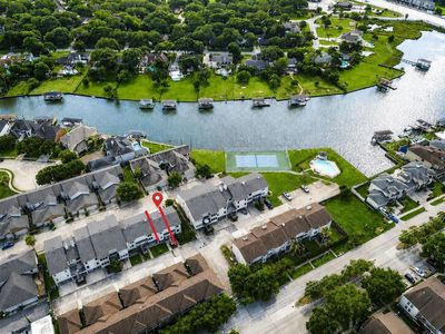 2020 Harbour Dr