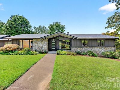 208 Dogwood Ln