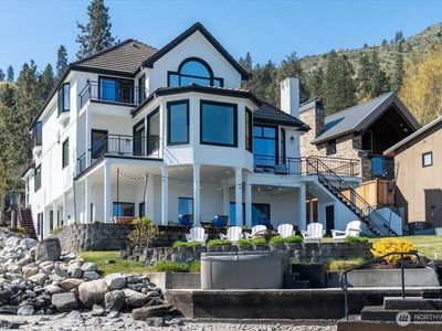 3300 S Lakeshore Rd