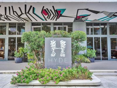 121 NE 34th St Unit 1705