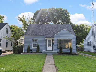 512 Clifton Blvd