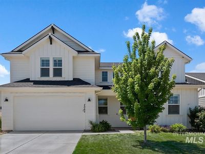 2065 N Sombrero Ave