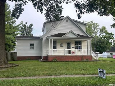 Property at 200 E Palmer St, Taylorville, IL