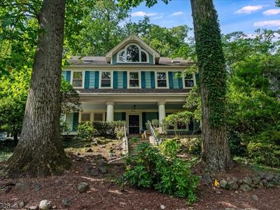 52 Warfield St