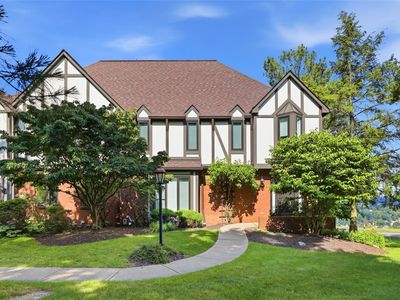 418 Forest Highlands Dr