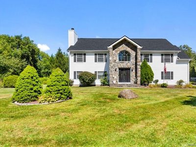 70 Oak Pond Lane