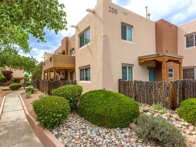2210 Miguel Chavez Rd Unit 224