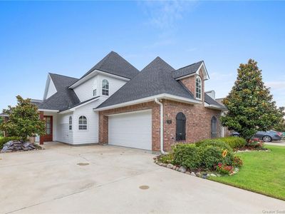 5831 Weeping Willow Dr