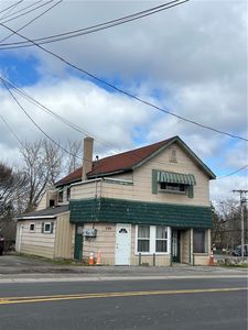 598 Ridge Rd APT 2