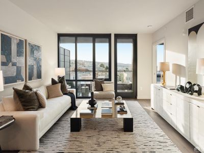 2525 Van Ness Ave #502