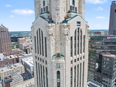 50 W Broad St Unit 3602
