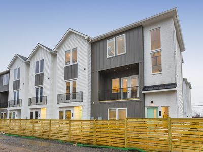 1737 Pecan St UNIT 3