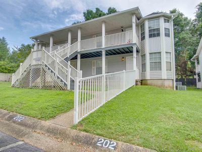 1500 Johnson Ave #102