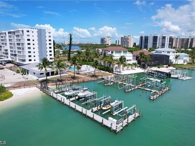 8401 Estero Blvd APT 203