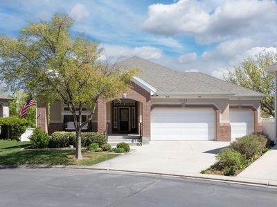 1423 W Honey Crisp Way