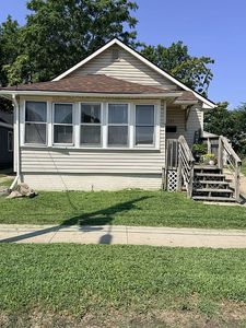 124 E 29th Ct