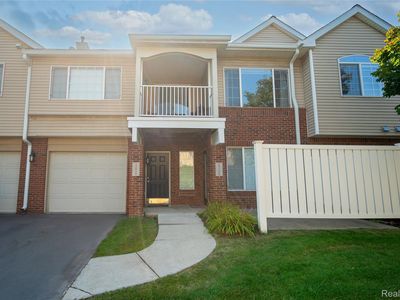 Property at 23010 Fairlane Blvd, Trenton, MI