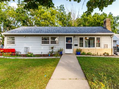 1714 Douglas Ave