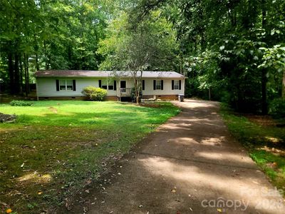 121 Sylvan Dr