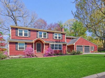 27 Lincoln St