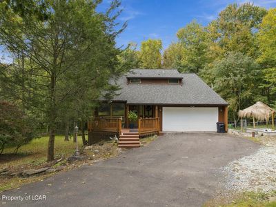 Property at 24 Birch Hill Ln, Dallas, PA